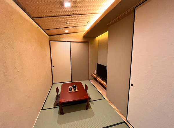 部屋の中から見た襖