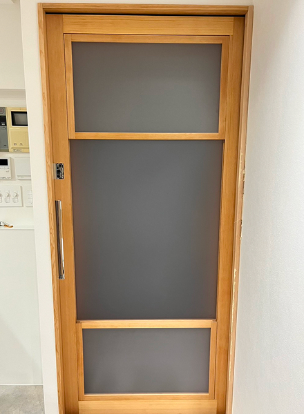 全てしまっている上げ下げ窓
